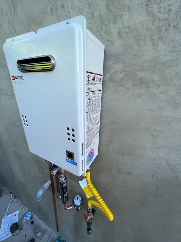 Tankless water heater installation for Bellaire Gardens homes